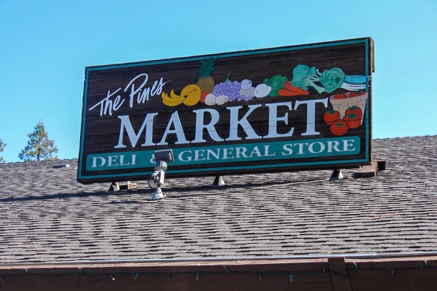 pines market
